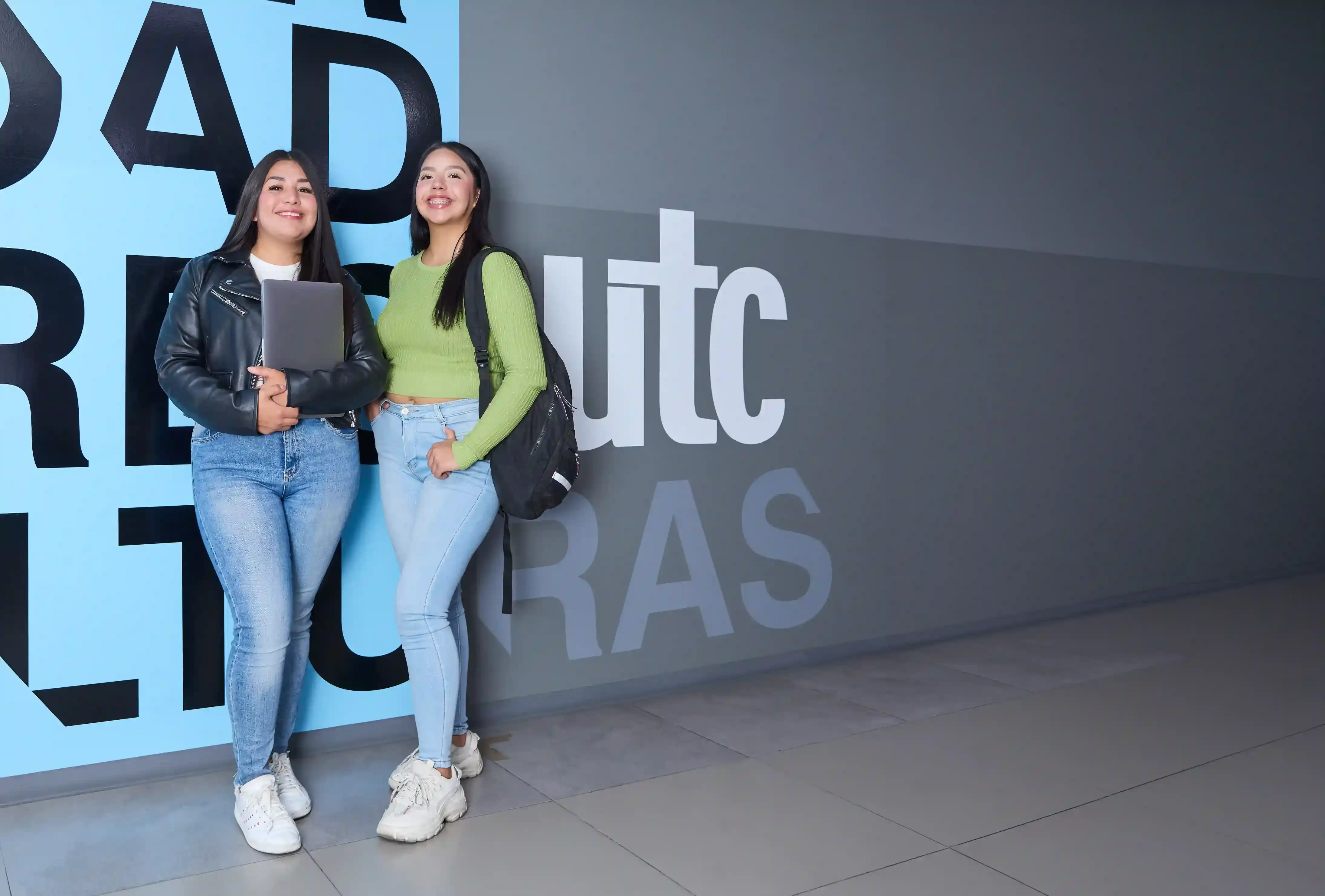 Ilustración para: ¿Por qué estudiar un programa presencial en UTC?
